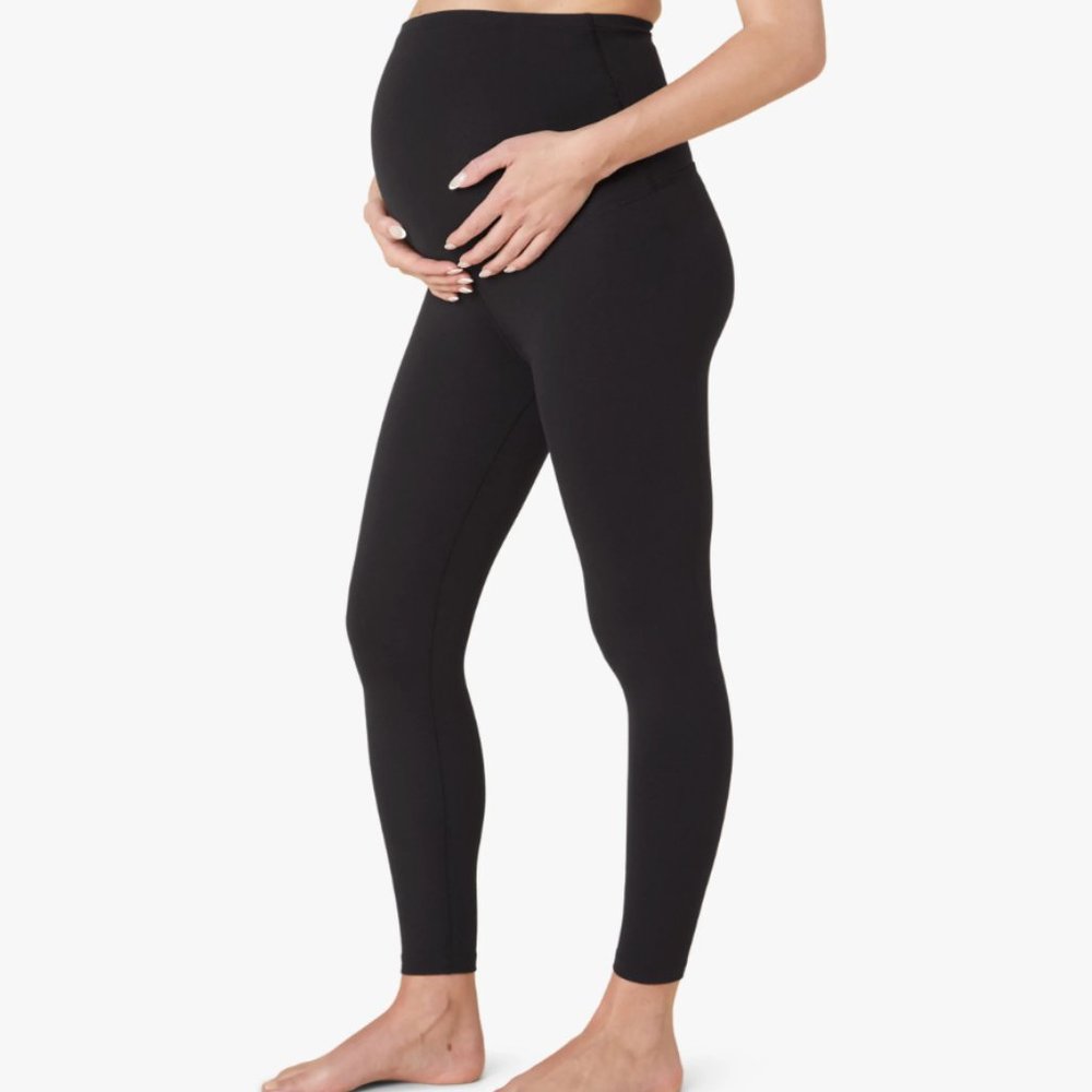 Beyond Yoga 400 Size S Love The Bump Capri Maternity Legging in Jet Black